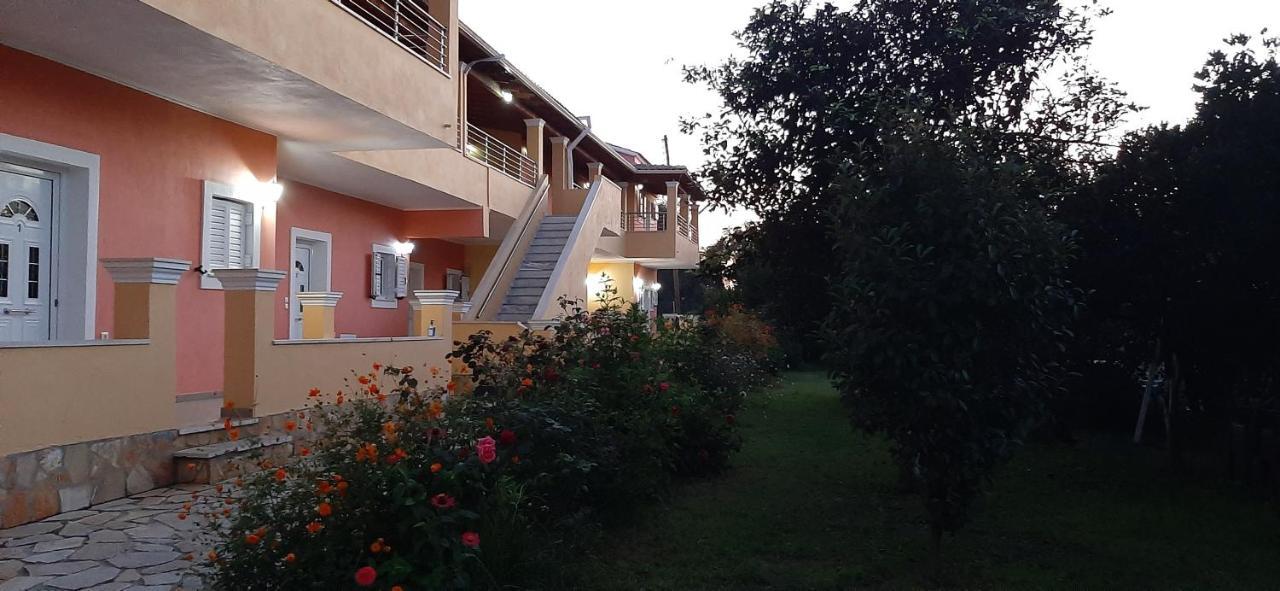 John Apartments First Floor Roda  Exterior foto